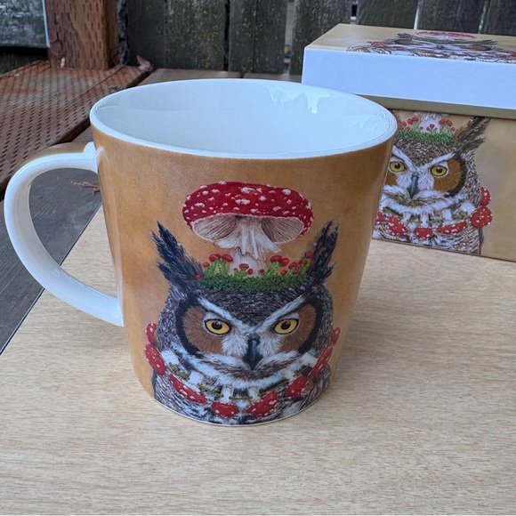 PaperProducts Design Vicki Sawyer Pageant Queen Owl and Mushroom Mug w/ Box - Picture 4 of 13